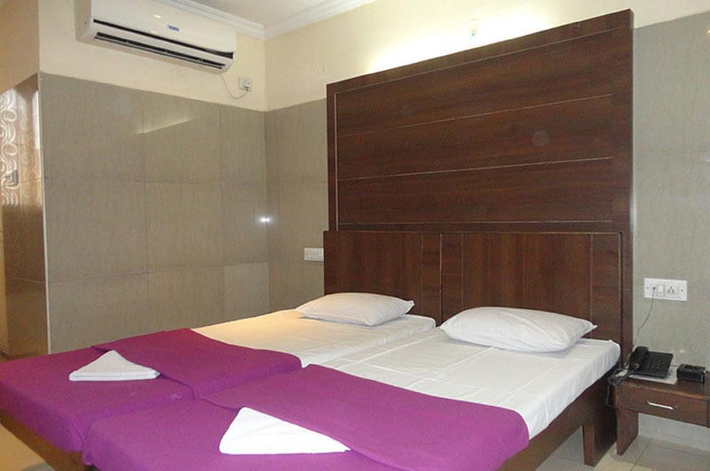 Hotel Haridwar Haidarábád Kültér fotó